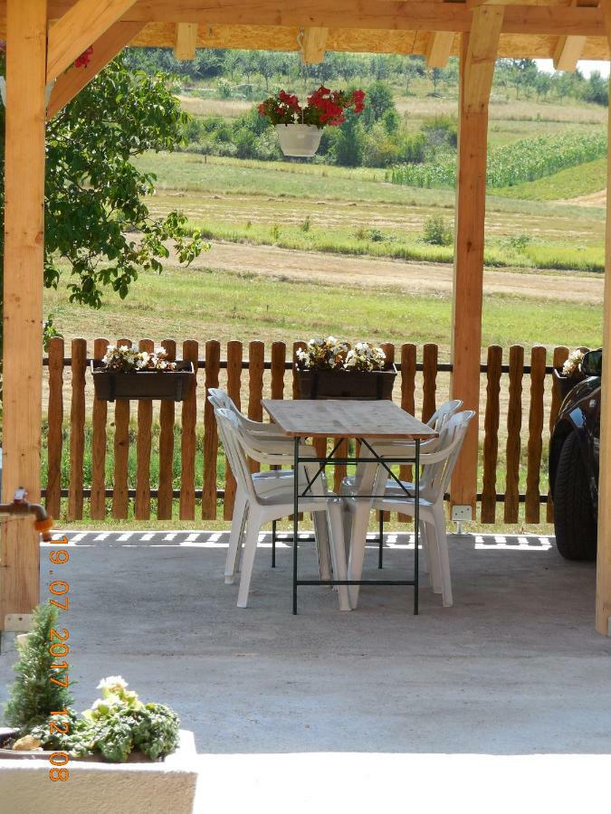 Sobe Zalac Karlovac Exteriör bild
